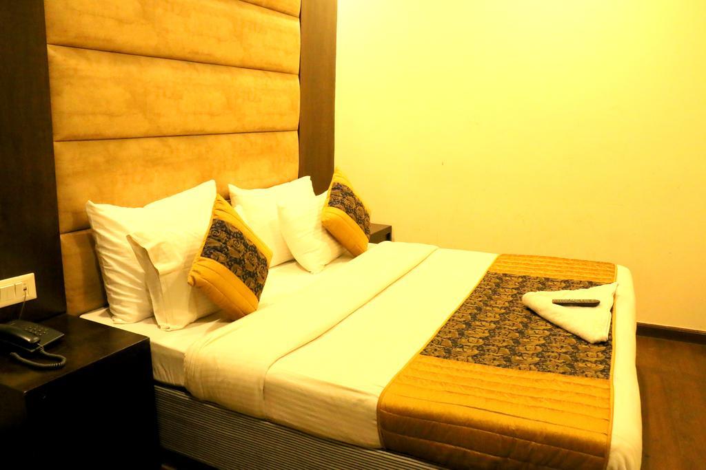 Hotel Benz International Delhi  Exterior foto