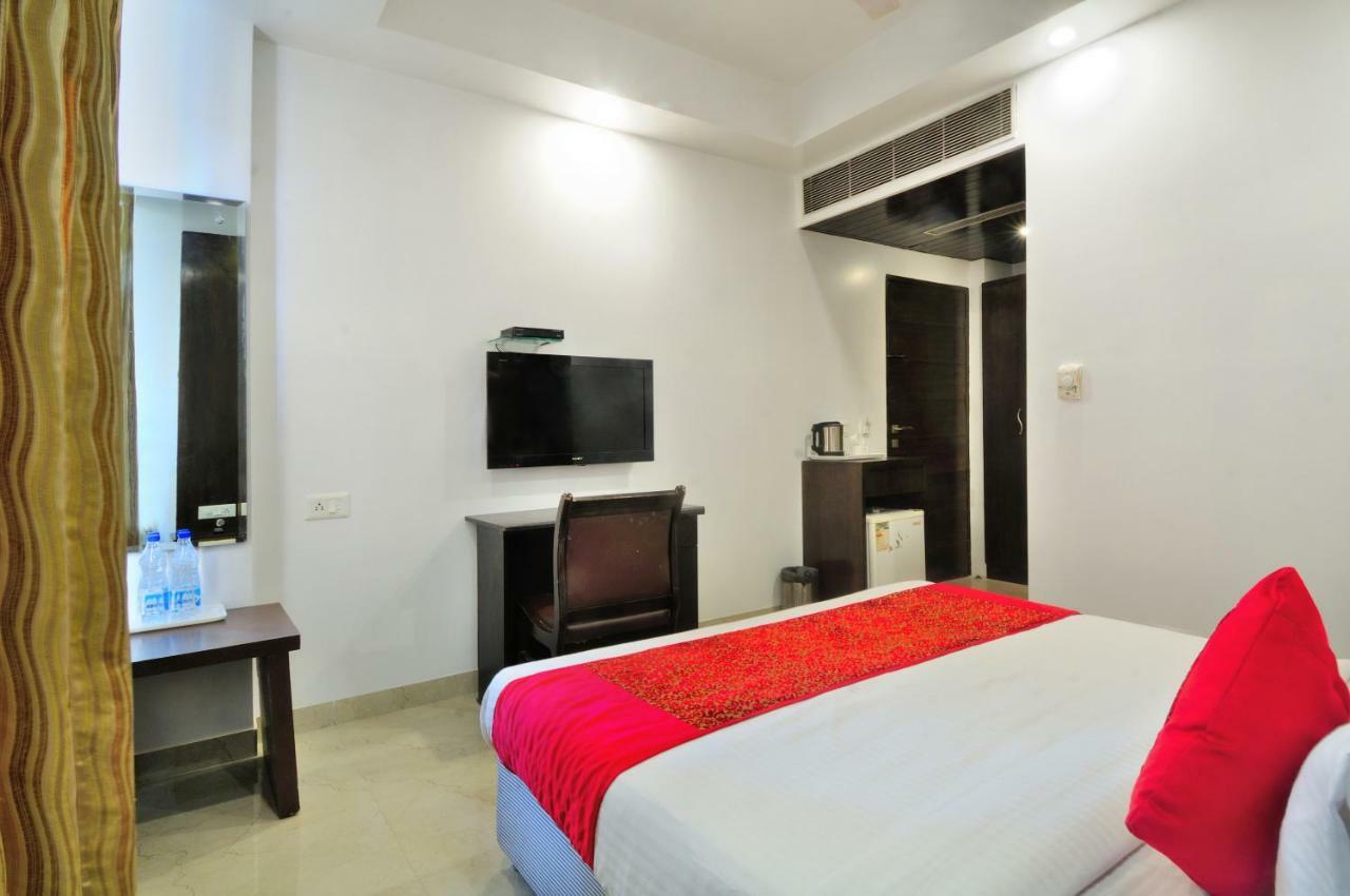 Hotel Benz International Delhi  Exterior foto