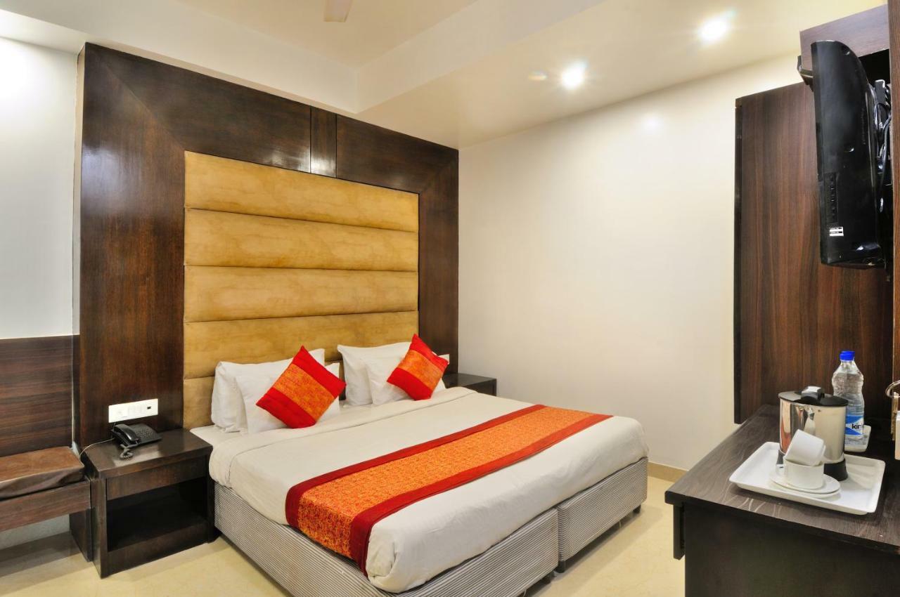 Hotel Benz International Delhi  Exterior foto